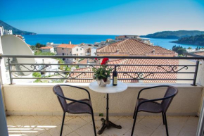 Гостиница Apartments Charme  Бечичи